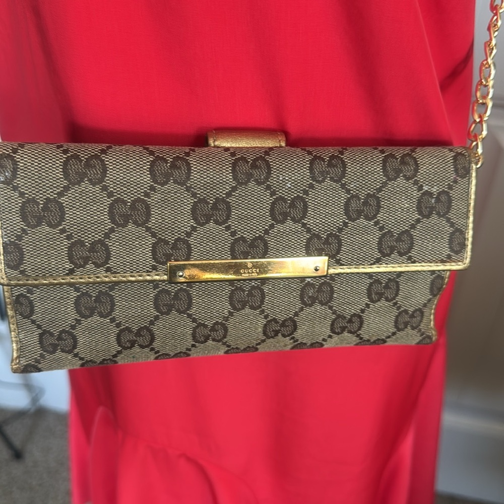 Gucci GG Monogram Wallet - Picture 6 of 13